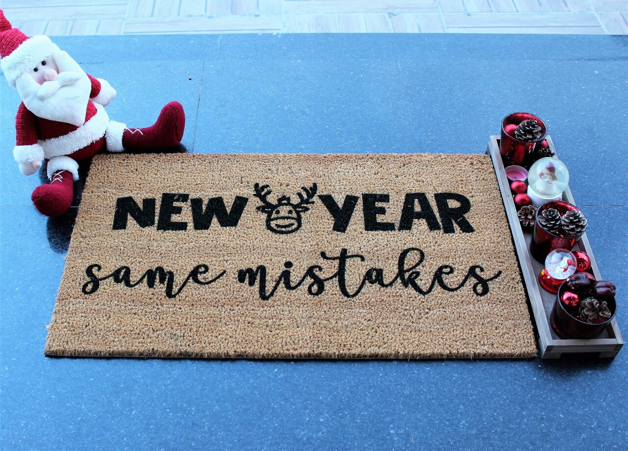 Covoras de intrare, New Year Same Mistakes, 70x40 cm, Fibra de cocos, Maro / Negru - 3 | YEO