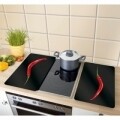 Set 2 protectii universale pentru aragaz Hot Pepperoni, Wenko, 3.2 x 30 x 52 cm, sticla termorezistenta/thermoplastic/plastic, negru/rosu