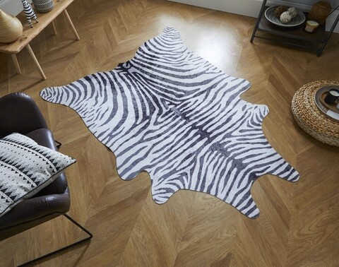 Covor FAUX ANIMAL ZEBRA PRINT, 155x195 cm, 100% poliester, Alb/Negru