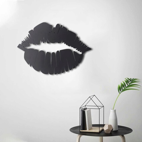 Decoratiune de perete, Lip, Metal, Dimensiune: 35 x 49 cm, Negru