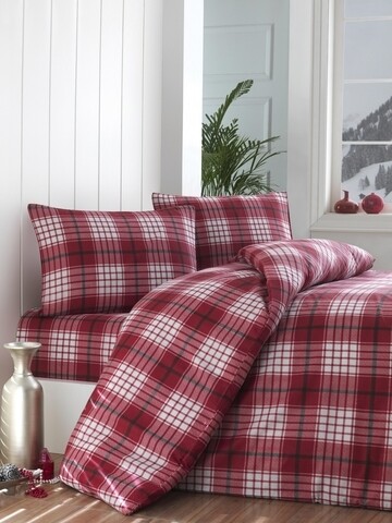 Lenjerie de pat pentru doua persoane, Eponj Home, Burberry, 4 piese, policoton, rosu/alb