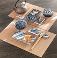 Set pentru sushi 12 piese Brandani, V1 model cu frunze, pentru 2 persoane, portelan/bambus