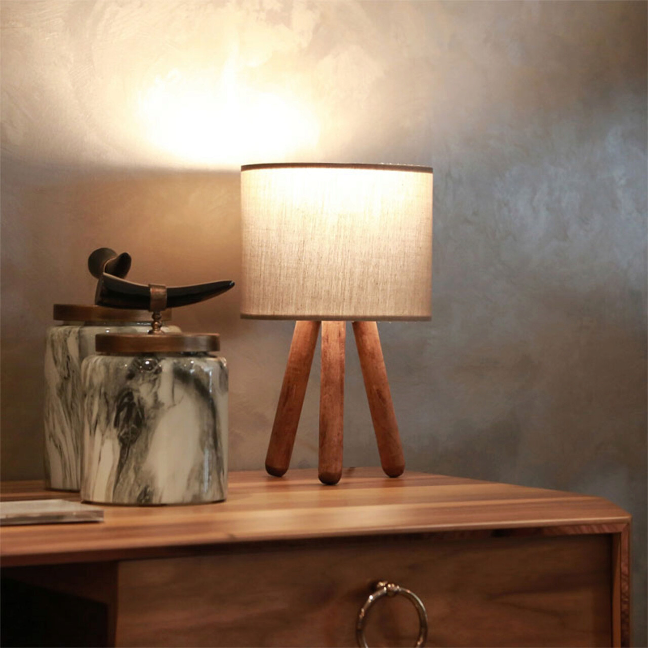 Lampa de masa PWL-1151, Pakoworld, 19x19x32 cm, textil, antracit/maro