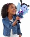 Figurina interactiva Vampirina si Lupi