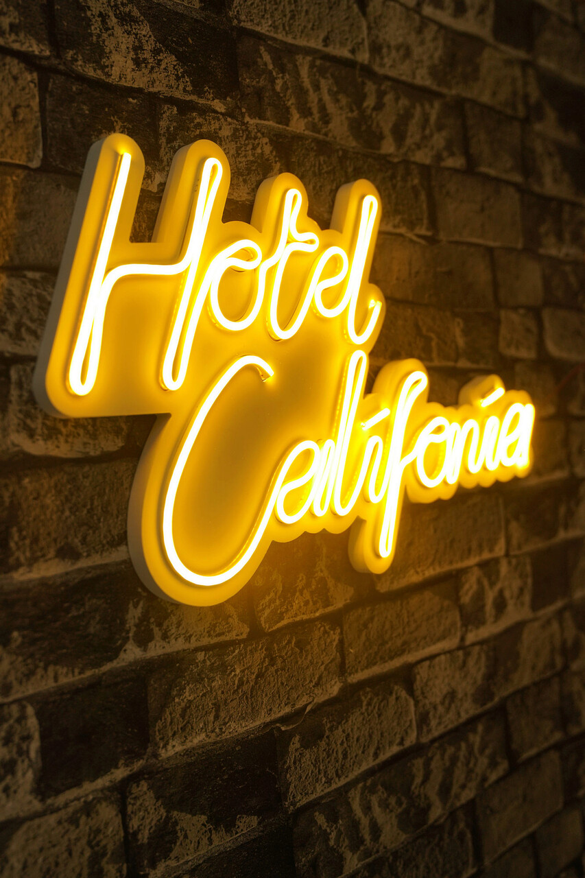 Decoratiune luminoasa LED, Hotel California, Benzi flexibile de neon, DC 12 V, Galben