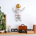 Decoratiune, Peace Sign Astronaut, 35x47x10 cm, Poliester, Alb/Auriu