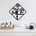 Decoratiune de perete, Go The Extra Mile, Tanelorn, 60x60 cm, metal