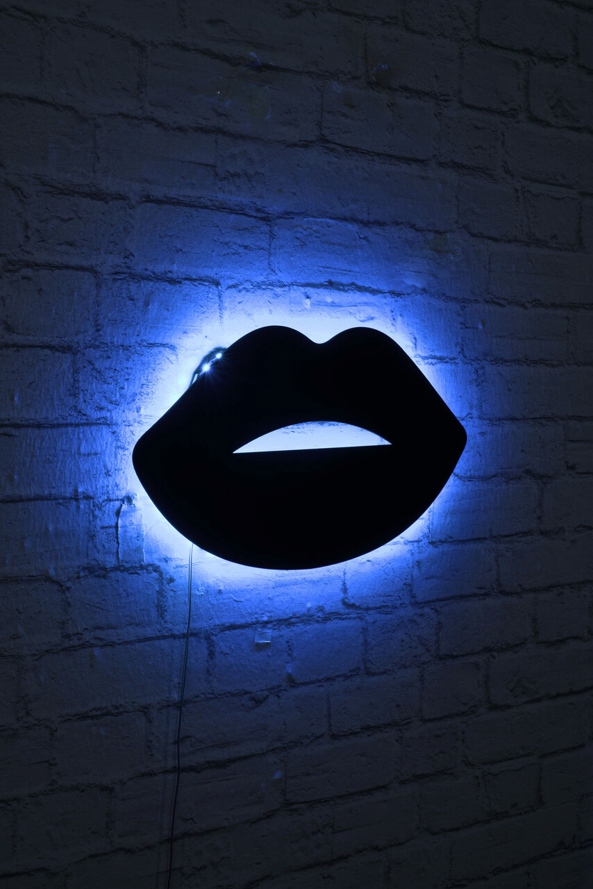 Decoratiune luminoasa LED, Lips 2, MDF, 60 LED-uri, Albastru - 1 | YEO