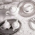 Set 6 cesti cu farfurie pentru cafea Aura Silver, Ambition, 220 ml, portelan New Bone China, alb