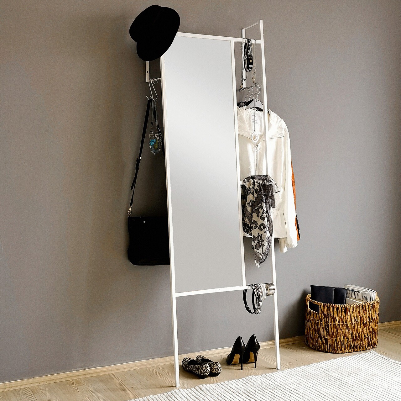 Oglinda Cheval, Neostill, Dekoratif Boy Aynası / Vestiyer A900, 55x170 Cm, Alb