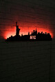 Decoratiune luminoasa LED, NYC Skyline, MDF, 60 LED-uri, Rosu