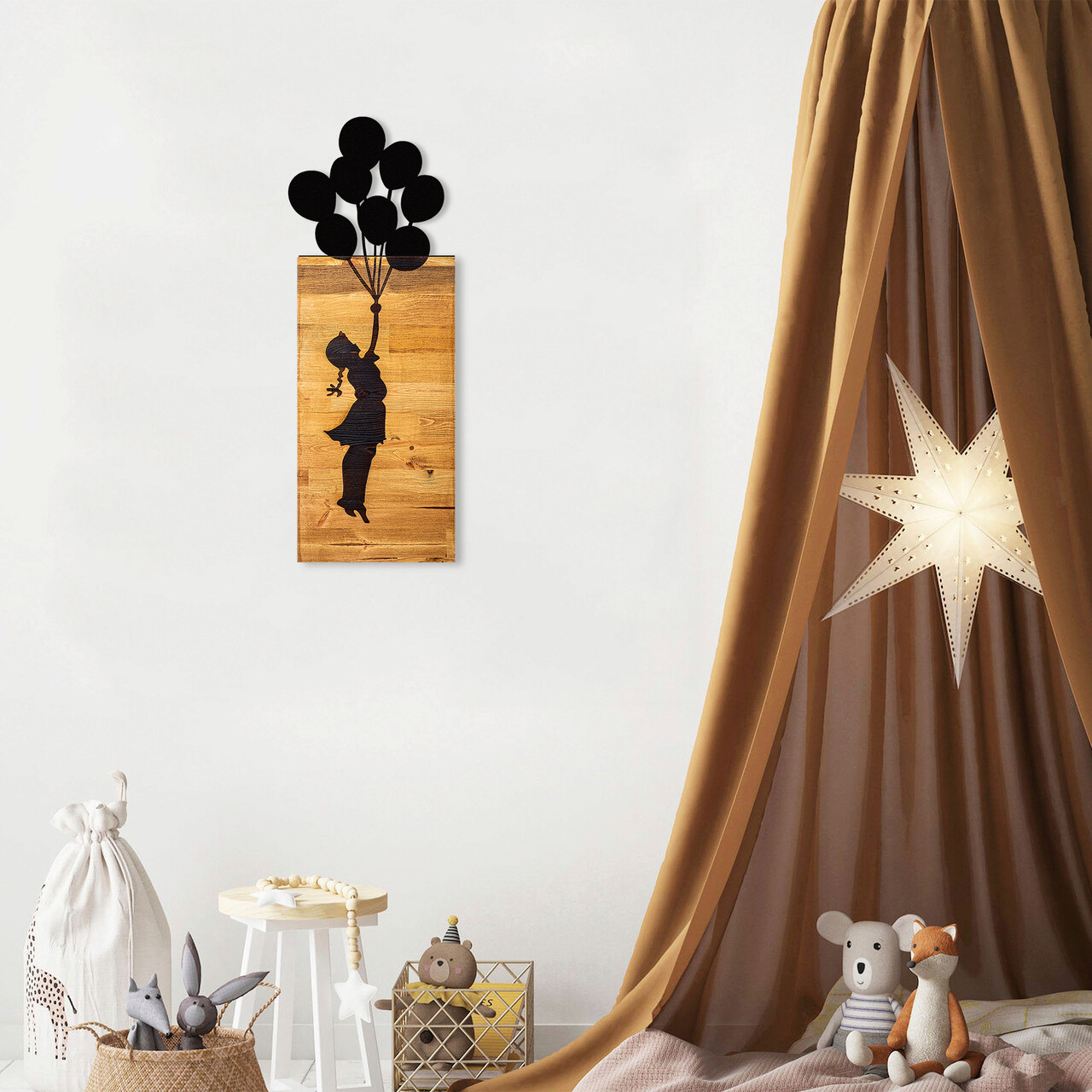 Decoratiune de perete, Chıld And Balloons, 50% lemn/50% metal, 30 x 86 cm, Negru